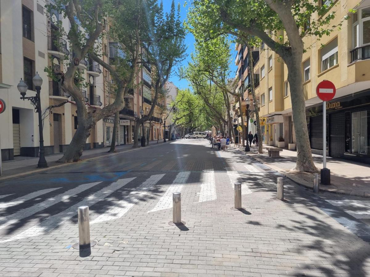 En Frente Al Puerto! * Dénia